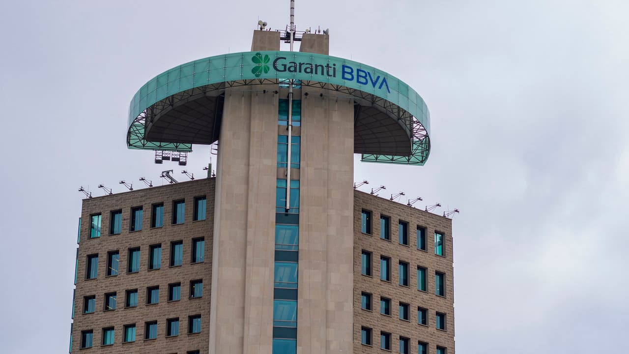 Garanti Bankası 353 milyon TL'lik alacak satışı gerçekleştirdi