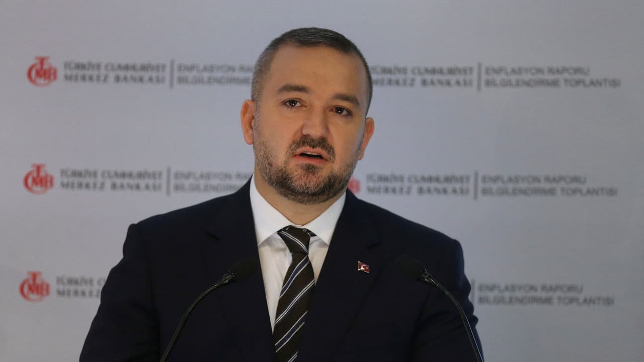 Merkez Bankası enflasyonda ara hedef ve tahminini yükseltti