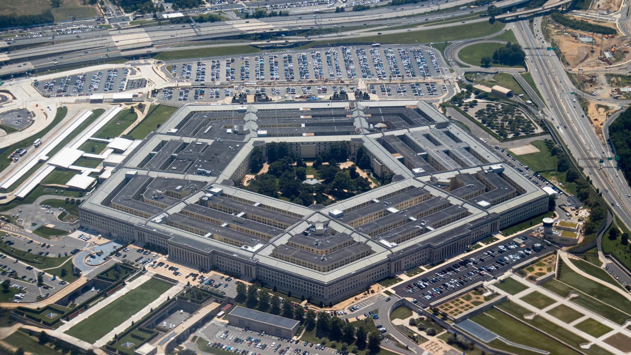 Pentagon o listeyi güncelledi: Çinli otomotiv ve teknoloji devleri askeri kara listede