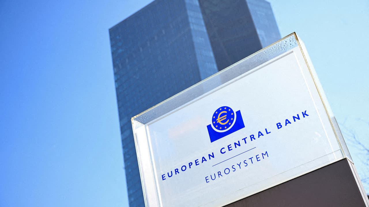 ECB, enflasyon-resesyon kıskacında kritik faiz kararını açıklayacak