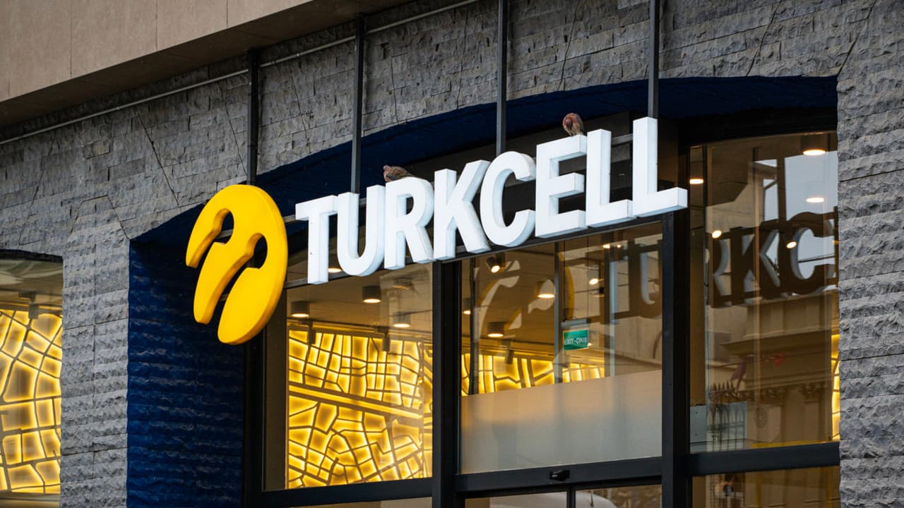 Turkcell ilk çeyrekte net karını yüzde 14,9 artırdı
