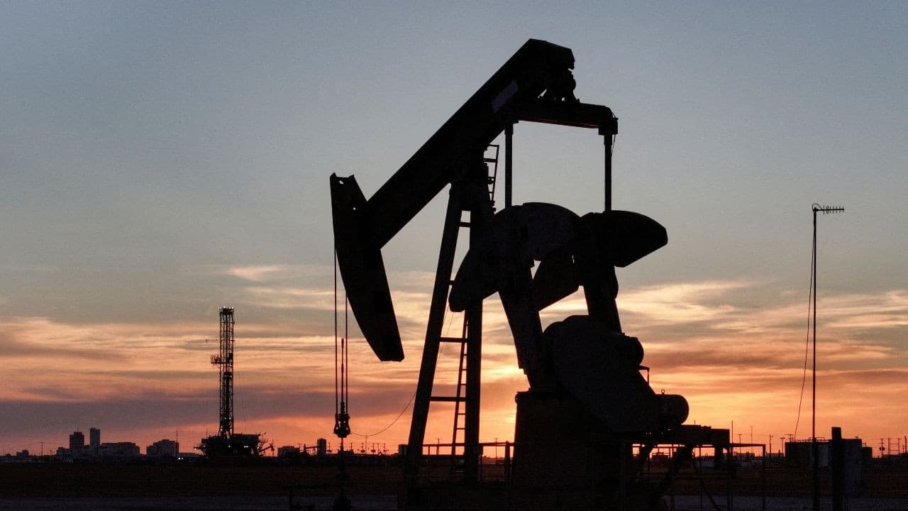 ABD'li enerji şirketleri ExxonMobil ile Chevron'un karı azaldı