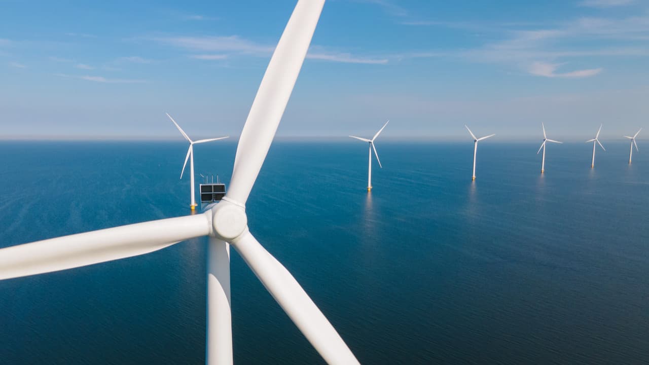 İlk deniz üstü rüzgar enerjisi santralleri için 4 aday YEKA belirlendi