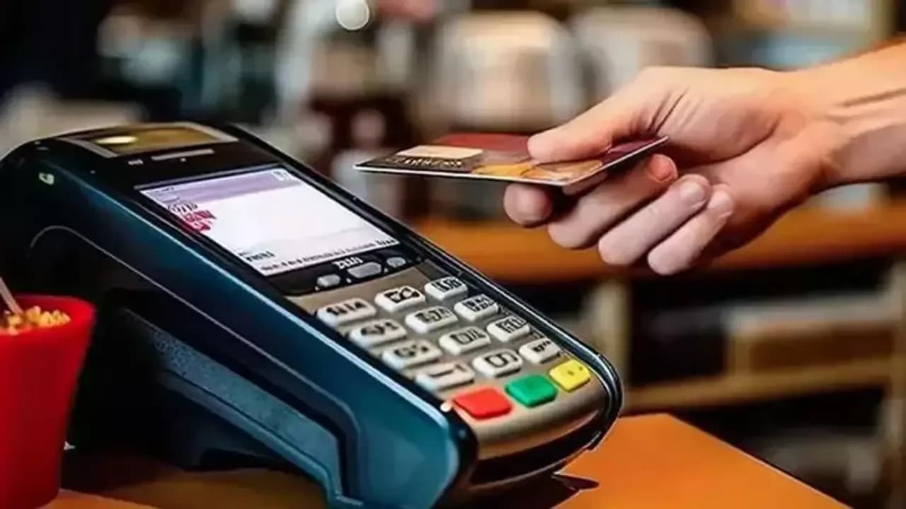 Şubat ayında 2,2 trilyon TL tutarında ödeme kartla yapıldı